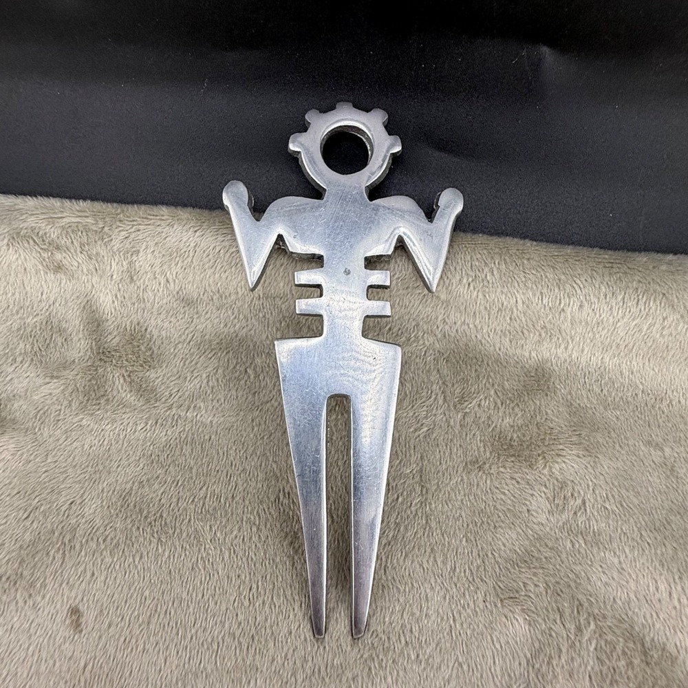 Vintage Abstract Person Brooch Silver‎ Tone